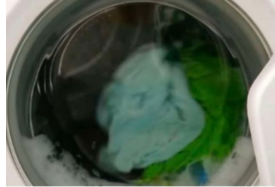 UBACITE PAR KAPI OVOGA U VEŠ MAŠINU I MIRISAĆE CIJELA KUĆA KAO PARFIMERIJA: Svi ga PRESKAČU, a bolji je od OMEKŠIVAČA - featured image UBACITE PAR KAPI OVOGA U VEŠ MAŠINU I MIRISAĆE CIJELA KUĆA KAO PARFIMERIJA: Svi ga PRESKAČU, a bolji je od OMEKŠIVAČA - featured image