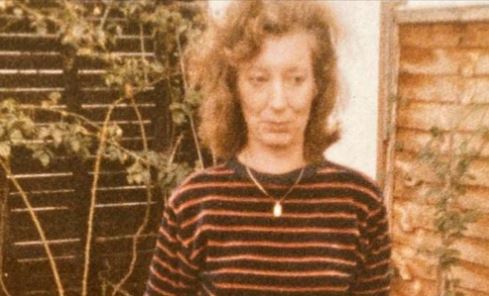 Nakon smrti tetke Kristine sestra i ja smo nasledile imovinu: Nasele smo na lažni testament, a policija nas isterala, sad živimo na ulici - featured image