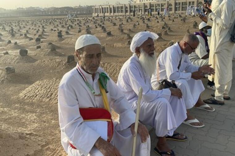 Koliko godina je imala najmlađa žena proroka Muhameda i šta joj se desilo: Svi se zgroze kada pročitaju istinu - featured image Koliko godina je imala najmlađa žena proroka Muhameda i šta joj se desilo: Svi se zgroze kada pročitaju istinu - featured image