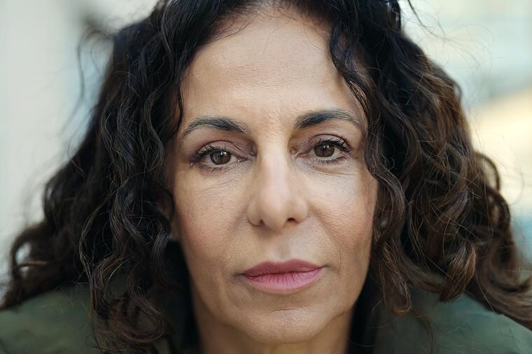 “Žene preko 50 godina ne prihvataju starenje i prave kardinalnu grešku”: Ginekolog ih preklinje da usvoje jednu naviku - featured image “Žene preko 50 godina ne prihvataju starenje i prave kardinalnu grešku”: Ginekolog ih preklinje da usvoje jednu naviku - featured image