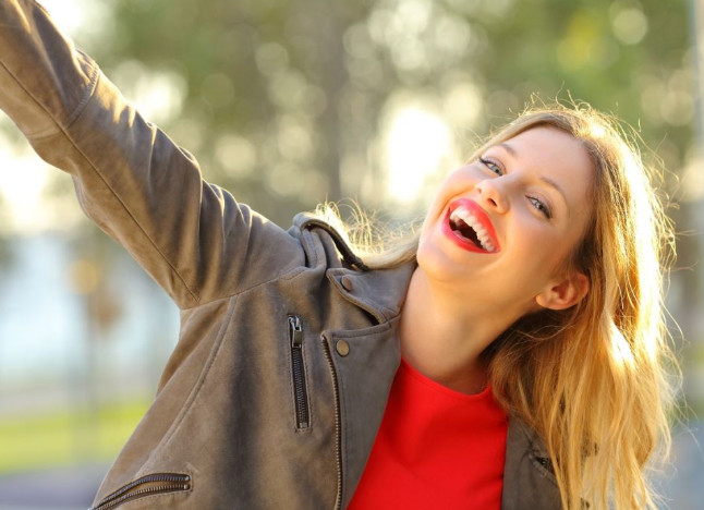 Saznaj kako te vide drugi ljudi: 5 kratkih pitanja otkrivaju kakav utisak ostavljaš na ljude oko sebe - featured image Saznaj kako te vide drugi ljudi: 5 kratkih pitanja otkrivaju kakav utisak ostavljaš na ljude oko sebe - featured image