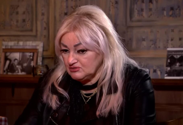 Majka Done Ares otkrila njenu poslednju želju: “Kad je shvatila da dolazi kraj, samo je rekla jednu rečenicu” - featured image