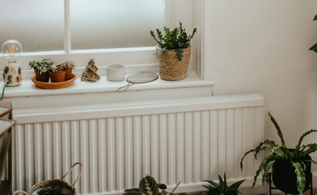 Nikad se više nećete mučiti sa prašinom iz radijatora – samo probajte ovaj trik i gledajte čudo - featured image Nikad se više nećete mučiti sa prašinom iz radijatora – samo probajte ovaj trik i gledajte čudo - featured image