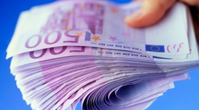 NEOČEKIVAN PRILIV NOVCA – ova tri zodijaka do kraja zime dobijaju više nego što sanjaju!